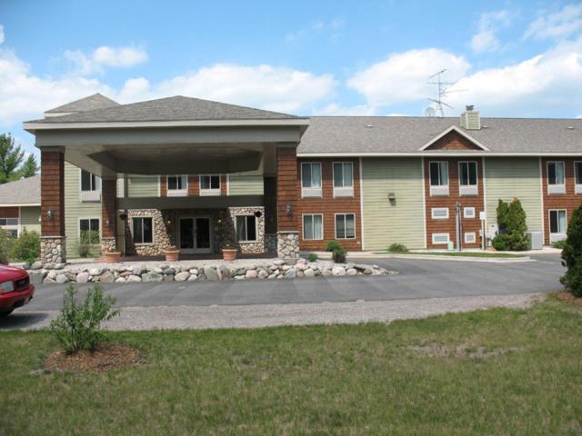 Pellston Lodge Екстер'єр фото