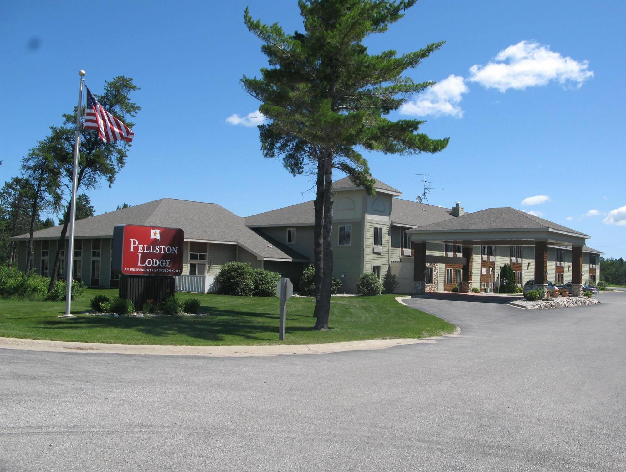 Pellston Lodge Екстер'єр фото
