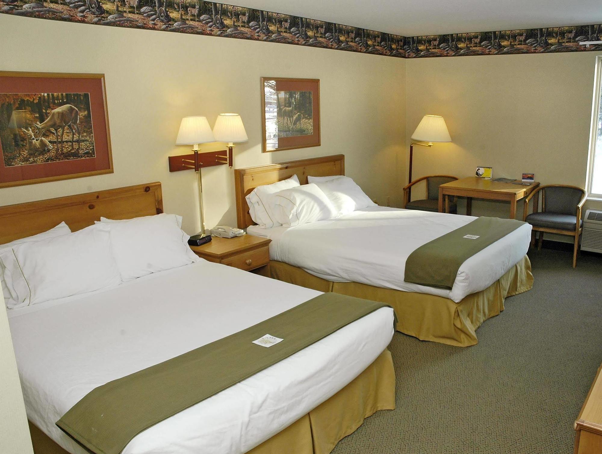 Pellston Lodge Екстер'єр фото