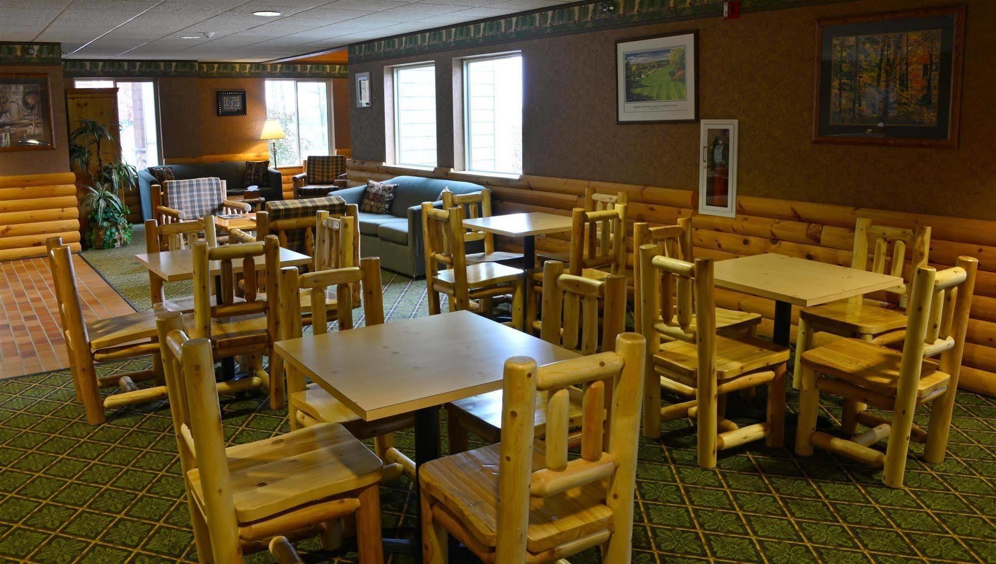 Pellston Lodge Екстер'єр фото