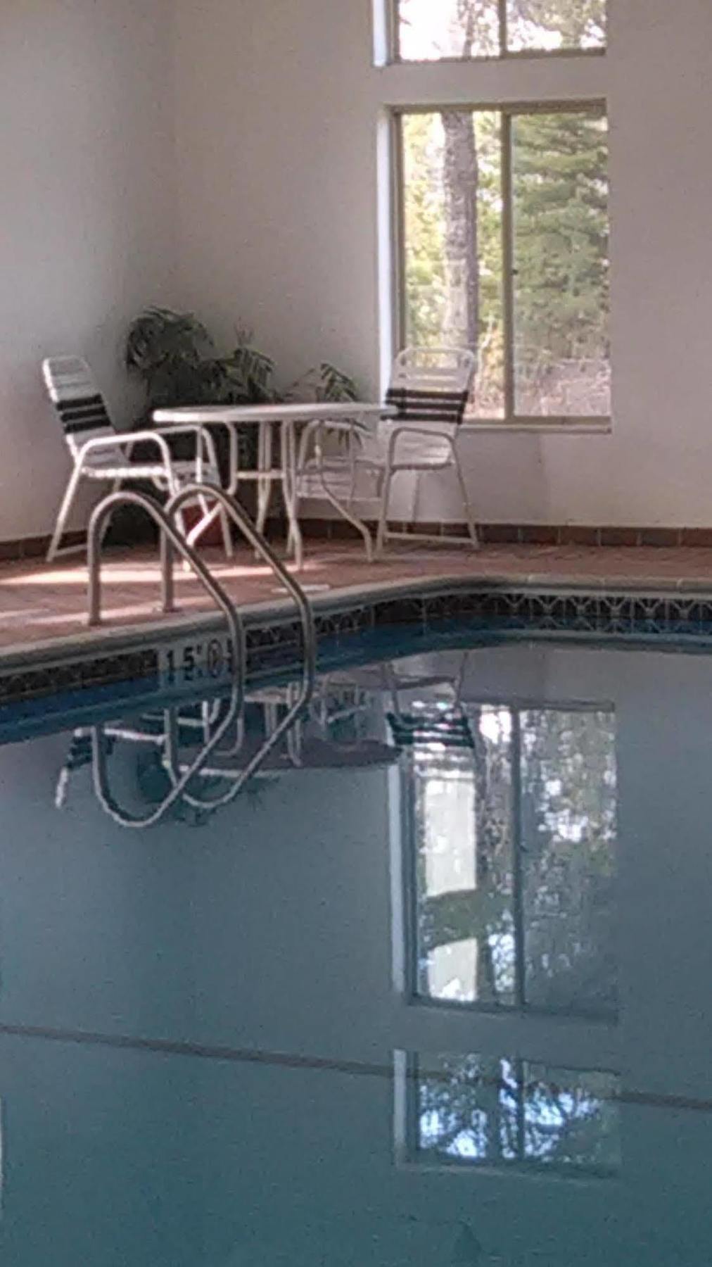 Pellston Lodge Екстер'єр фото